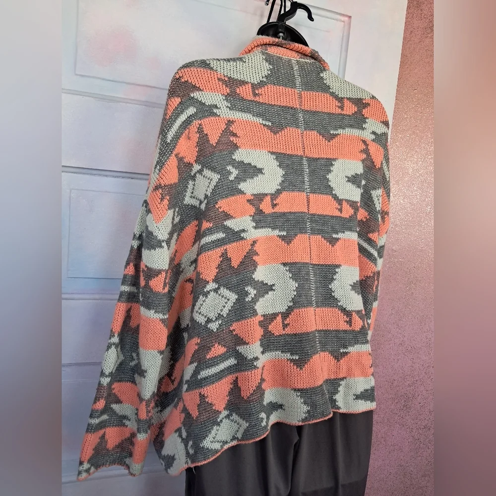 Blu Pepper Orange and Gray Geometric Cardigan - Picture 8 of 13